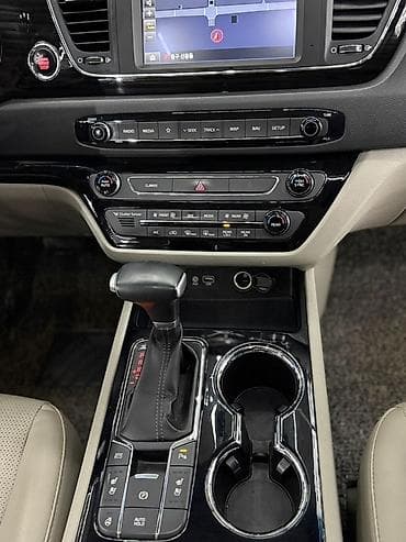transporter multivan: Kia Carnival: 2020 г., 2.2 л, Автомат, Дизель, Минивэн — 9