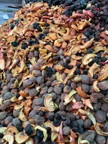 букет из курута: Натуральный компот курага яблоко слива вишня смесь — 4