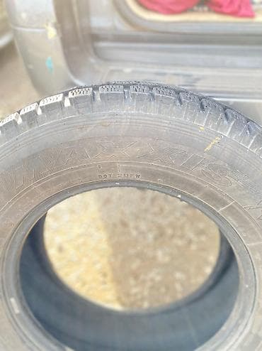 lexs: Шины 265 / 65 / R 17, Зима, Б/у, Пара, Внедорожные (АТ/МТ), Maxxis — 3