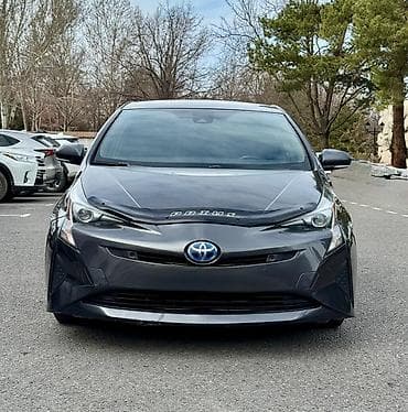 camry 70 gibrid: Toyota Prius: 2017 г., 1.8 л, Вариатор, Гибрид, Хэтчбэк — 1