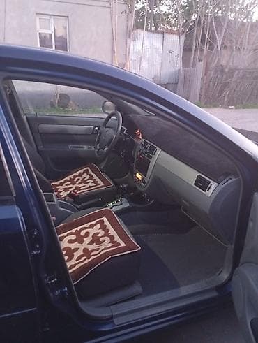 mini cuper: Chevrolet Lacetti: 2007 г., 1.6 л, Автомат, Газ, Седан — 3