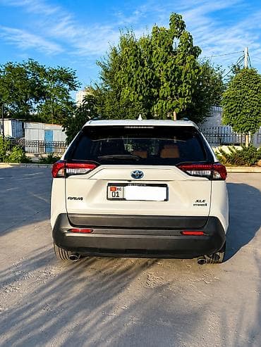 Toyota RAV4: 2019 г., 2.5 л, Автомат, Гибрид, Кроссовер — 7