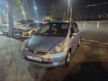 honda odyssey 2000: Honda Fit: 2001 г., 1.3 л, Автомат, Бензин, Хэтчбэк — 2