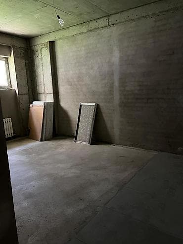 франсузкий квартал: Продажа офисов 273 м², Без ремонта, Без мебели, Многоэтажное здание, 1 этаж — 6