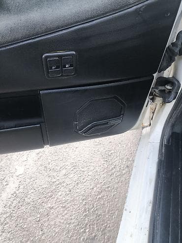 Транспорт: Volkswagen Passat Variant: 1991 г., 1.8 л, Кол менен иштөөчү, Бензин, Универсал — 5