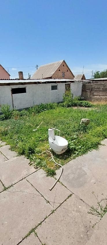 обмен квартиры на частный дом: 60 м², 3 комнаты, Забор, огорожен — 2