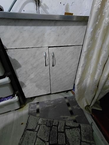 Раковина с тумбой