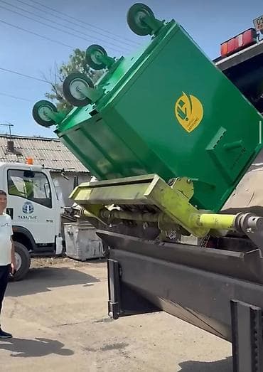 продаю тележку: Контейнеры для ТБО «МАТКАСЫМ» (отечественное производство) - Объем — 4