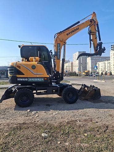 Экскаватор, Hyundai, Колесный