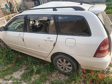 бампер 210 универсал: Toyota Corolla: 2001 г., 1.5 л, Автомат, Бензин, Универсал — 3