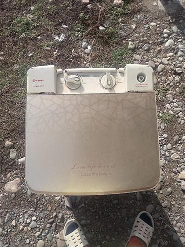 1 8t: Полуавтомат. Иштейт бирок суусу трубасынан агып анан токтоп иштеп — 1