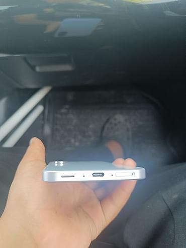 iphone 2020: Samsung Galaxy A36 5G, Б/у, 256 ГБ, цвет - Серебристый — 3