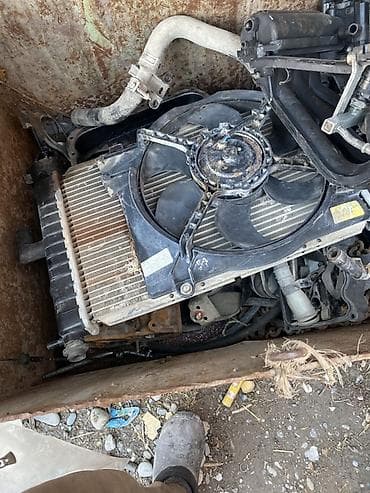 запчасти для голф 2: Разбор на запчасти: компактный городской хэтчбек красного цвета (3 — 4