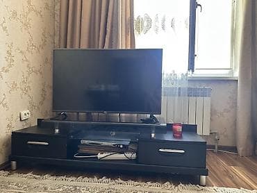 tv тумба: Тумба и подставка для телевизора, Б/у, Напольная, цвет - Черный — 1
