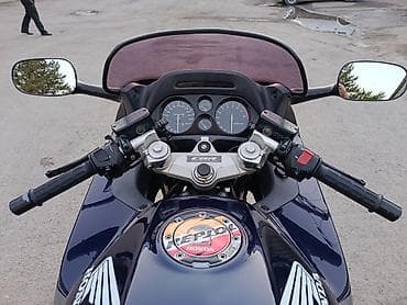 ktm duke 390: Спортбайк Honda, 1000 куб. см, Бензин — 3