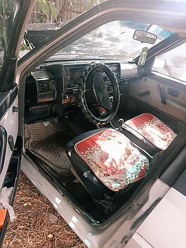 Продажа авто: Volkswagen Golf: 1989 г., 1.8 л, Механика, Хэтчбэк — 3