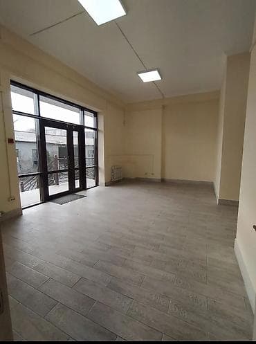 дом с мебелью: Аренда офисов, 275 м², В жилом комплексе, 1 линия, С отдельной кухней, С отдельным входом — 3