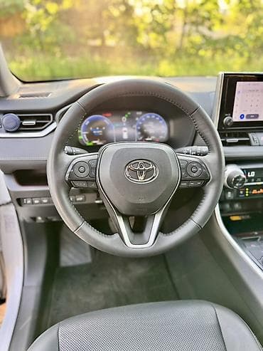 тайота приум: Toyota RAV4: 2023 г., 2.5 л, Автомат, Гибрид, Кроссовер — 8