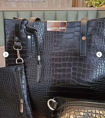 женский кошелек для документов: Классическая сумка, Michael Kors, Турция, Материал: Экокожа, Жёсткая конструкция, Съёмный кошелек, Женские, Б/у — 1