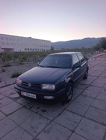 машина bwm: Volkswagen Vento: 1994 г., 1.8 л, Автомат, Бензин, Седан — 1