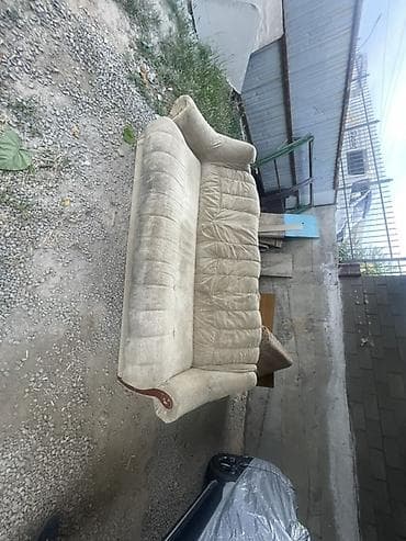 бу диваны бесплатно: Прямой диван, Б/у — 2