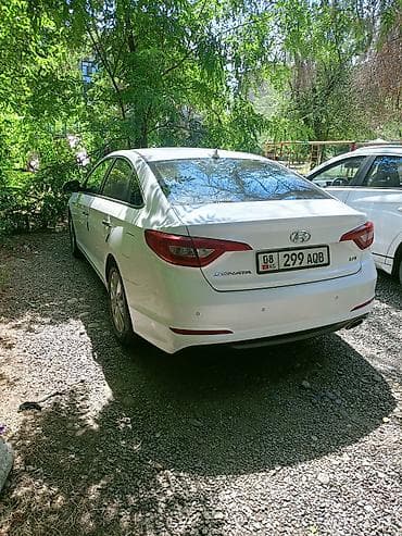 Hyundai Sonata: 2015 г., 2 л, Автомат, Газ, Седан — 4