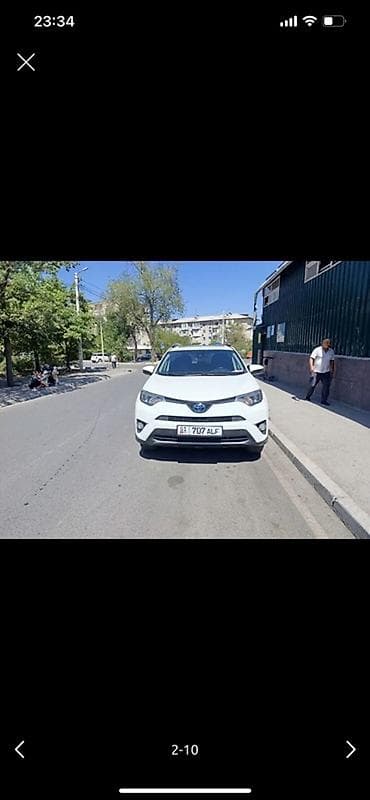 Toyota RAV4: 2017 г., 2.5 л, Автомат, Гибрид, Кроссовер — 5