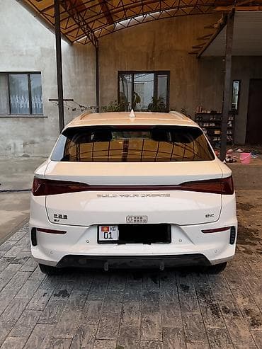 BYD: BYD E2: 2021 г., 0.1 л, Автомат, Электромобиль, Хэтчбэк — 3