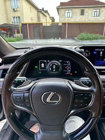 hongqi ehs9: Lexus ES: 2019 г., 2.5 л, Автомат, Гибрид, Седан — 8