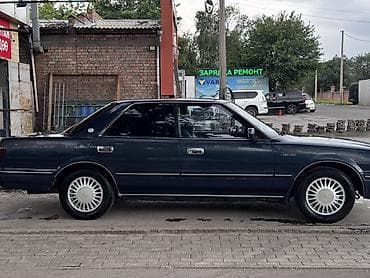 такта краун: Toyota Crown: 1990 г., 2 л, Автомат, Бензин, Седан — 4
