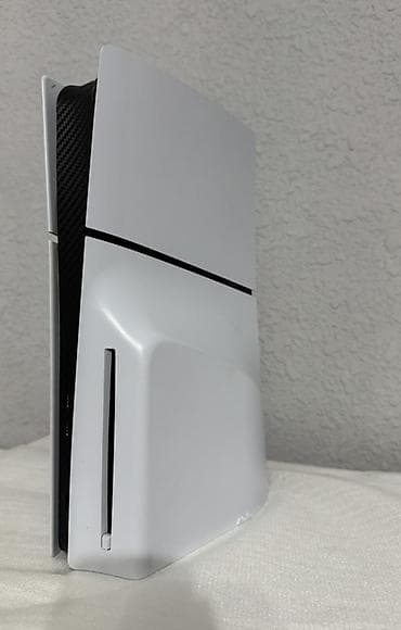 xbox console: Продается PlayStation 5 (версия с дисководом) В комплекте необходимые — 2