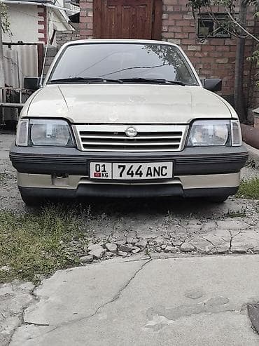 выкуп без банка: Opel Ascona: 1987 г., 1.6 л, Ручные, Бензин, Седан — 1