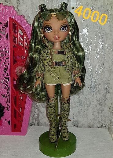 Игрушки: Продаю кукол рэйнбоухай и шэдоухай из своей коллекции (стояли на — 5