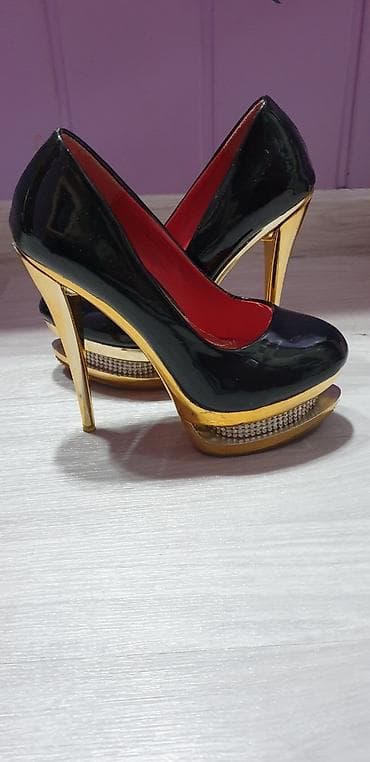 nike react: Продаю лаковые туфли в идеальном состоянии. Р-р:35 или 35,5 — 1