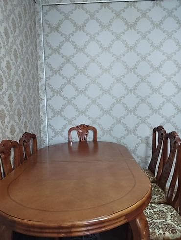 Дом и сад: Продам раскладной обеденный стол с 6 стульями. Стол изготовлен из — 1