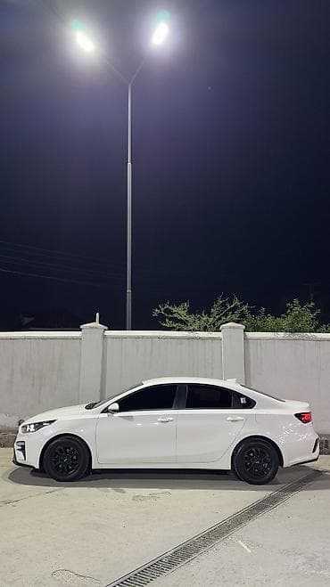 бобкет цена: Kia K3: 2019 г., 1.6 л, Вариатор, Бензин, Седан — 10