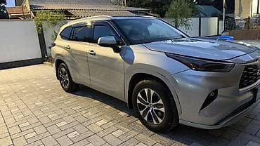 byd e2 2022: Toyota Highlander: 2022 г., 3.5 л — 8