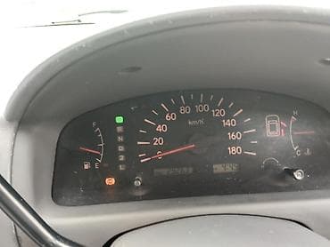 кофта м5 ф90: Toyota Raum: 1999 г., 1.5 л, Автомат, Бензин, Хэтчбэк — 1