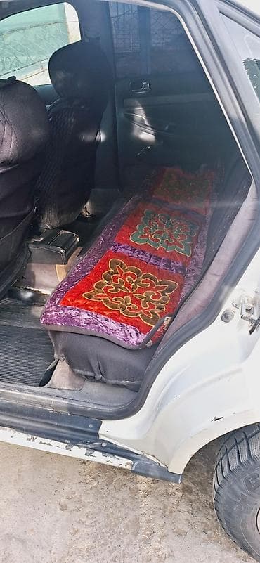 продаю ауди а4: Audi A4: 1995 г., 1.6 л, Ручные, Бензин, Седан — 7