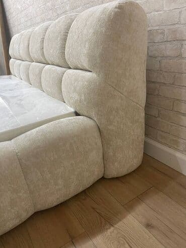 матрас двуспальная: Кровать Deluxe - воплощение изящной классики вместе с ортопедическим — 2