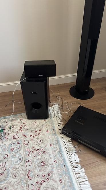 Домашний кинотеатр Pioneer 5.1 Состав комплекта: - 4 напольные at lalafo.kg Домашний кинотеатр Pioneer 5.1 Состав комплекта: - 4 напольные