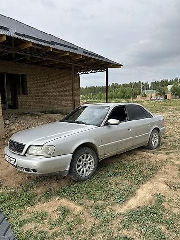 т 28 х4: Audi A6: 1995 г., 2.6 л, Кол менен иштөөчү, Бензин, Седан — 1