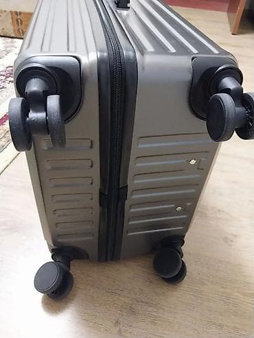 бу чемоданы: Чемодан, Новый, Материал: Пластик, Большой (более 70 л) — 10