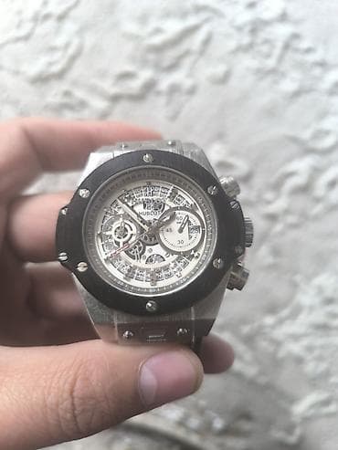 Hublot Big Bang (скелетон, хронограф) - Корпус: массивный корпус в