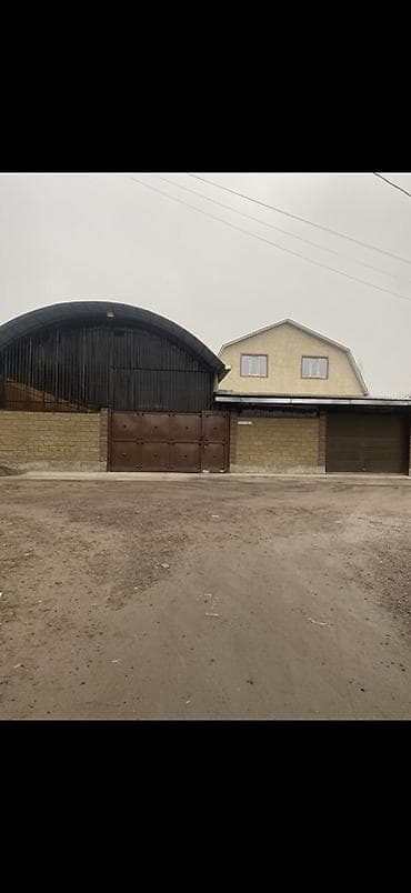 частный дом аренда: Продаётся частный дом с хозяйственным блоком и большой крытой — 1