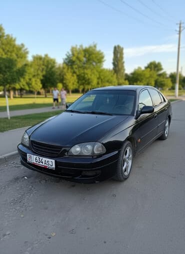 цена домкрата для легкового автомобиля: Черный седан, 4 двери, киргизские номера (08 KG 634 ASJ). Кузов с — 1