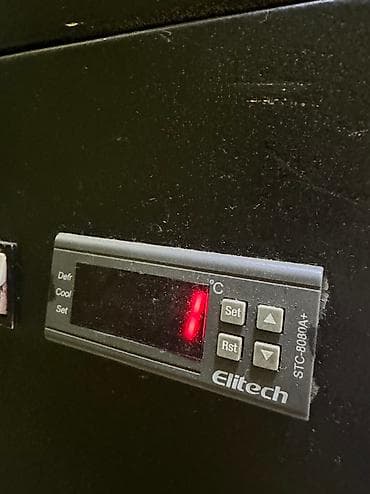 холодильные: Для мяса, мясных изделий, Для напитков, Для молочных продуктов, Турция, Китай, Россия, Б/у — 5