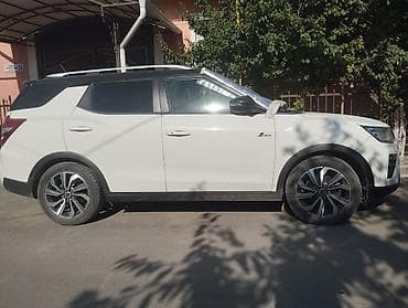 м5 cs: Ssangyong Tivoli: 2020 г., 1.5 л, Автомат, Бензин, Кроссовер — 2