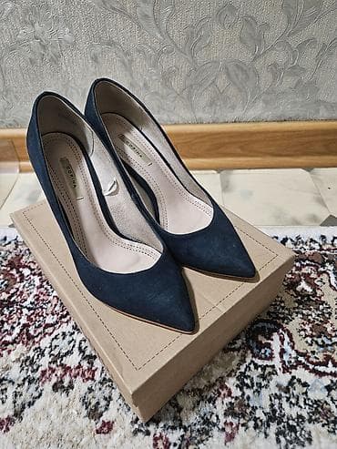 zara hm: Туфли-лодочки на шпильке — 2 пары 1) Черные туфли с острым носком и — 3