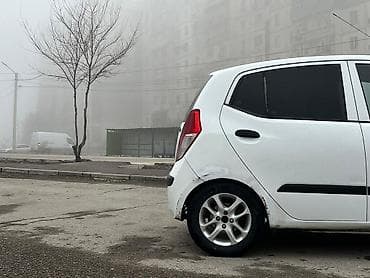 i 20: Hyundai i20: 2009 г., 1 л, Механика, Бензин, Хэтчбэк — 3